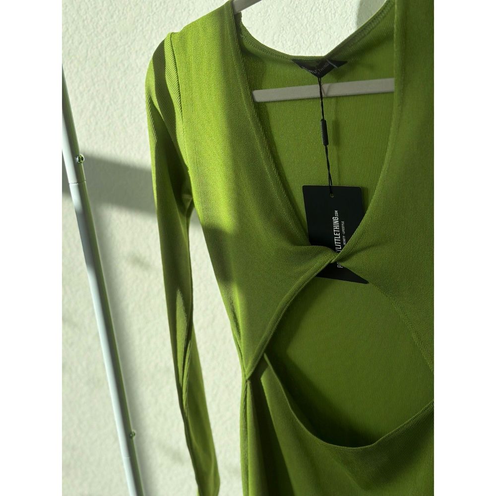 NWT Pretty Little Thing midi dress